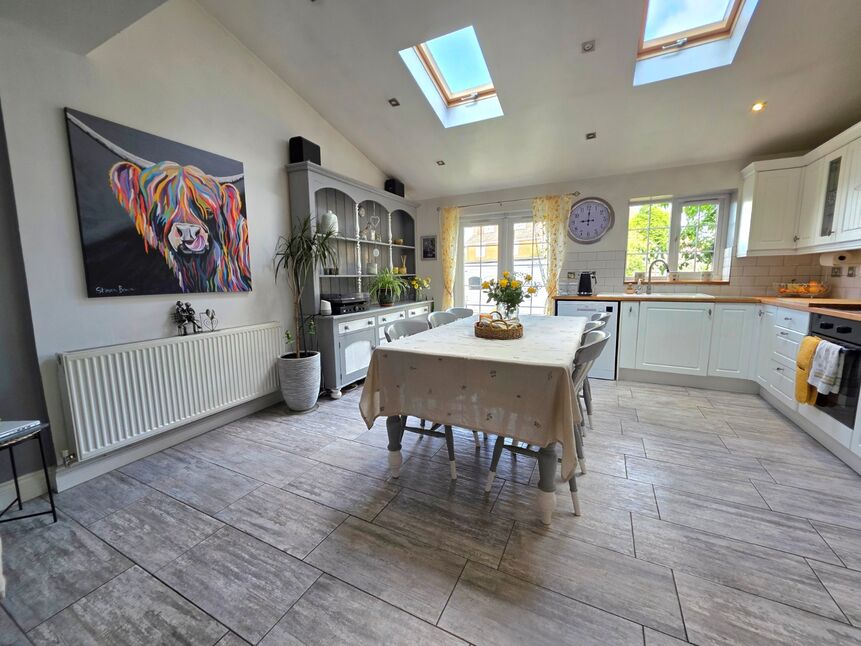 Dining Kitchen