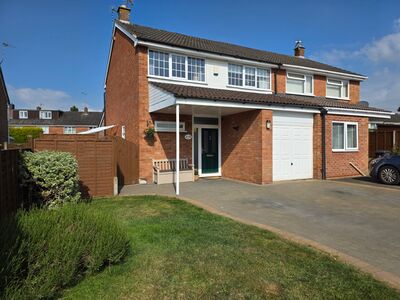 Newcomen Close, 3 bedroom Semi Detached House for sale, £300,000