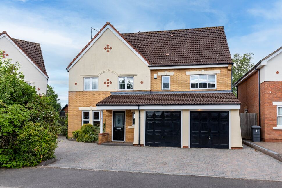 Main image of 7 bedroom Detached House for sale, Snowdrop Close, Bedworth, Warwickshire, CV12