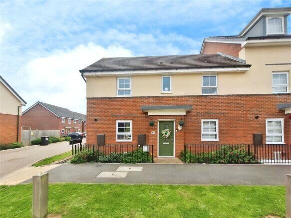 Main image of 3 bedroom End Terrace House for sale, Queen Elizabeth Road, Nuneaton, Warwickshire, CV10