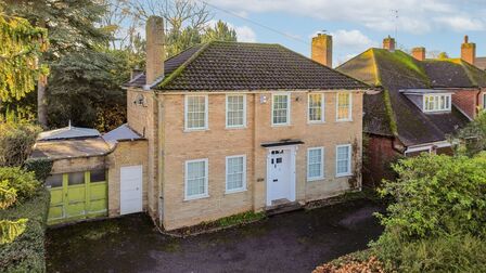 Amherst Road, 3 bedroom Detached House for sale, £700,000