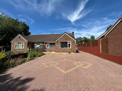 2 bedroom Semi Detached Bungalow for sale