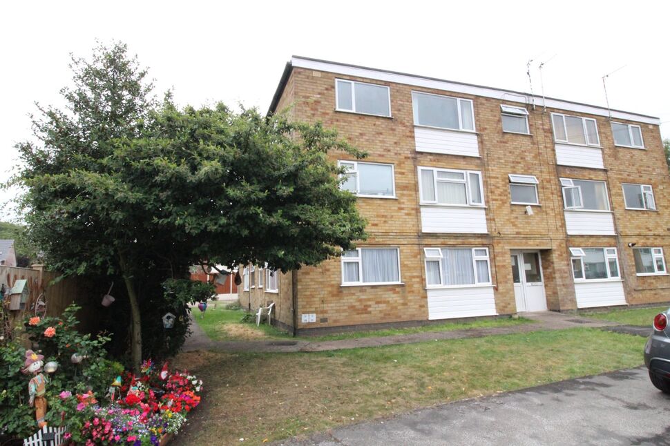 Main image of 1 bedroom Flat for sale, Stafford Close, Bulkington, Warwickshire, CV12