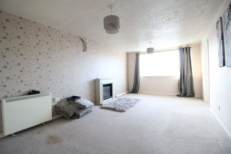 Lounge / Dining Room