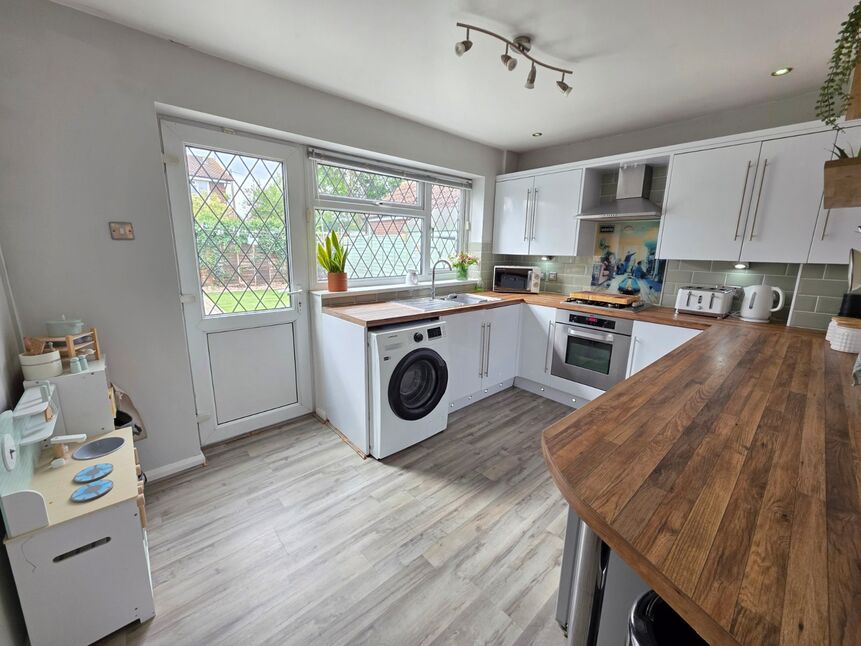 Kitchen / Diner
