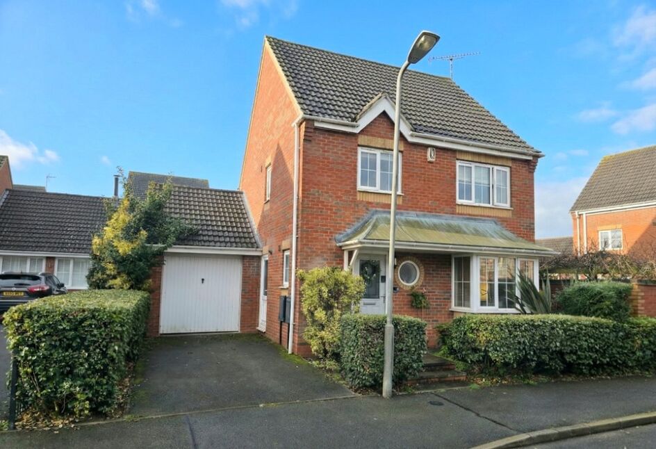 3 bedroom Detached House for sale