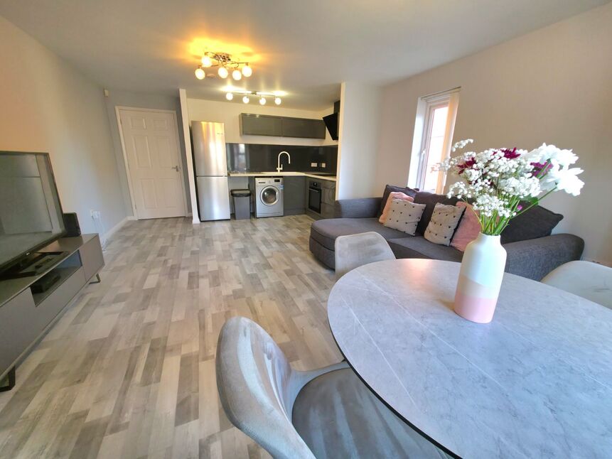 Lounge / Dining / Kitchen