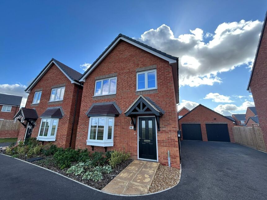 Main image of 4 bedroom Detached House for sale, Tame Way, Bulkington, Warwickshire, CV12