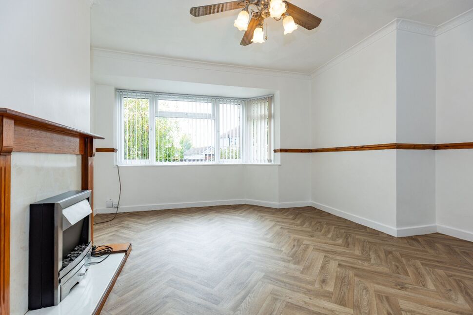 Lounge / Dining Room