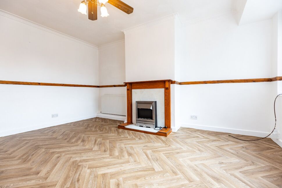 Lounge / Dining Room