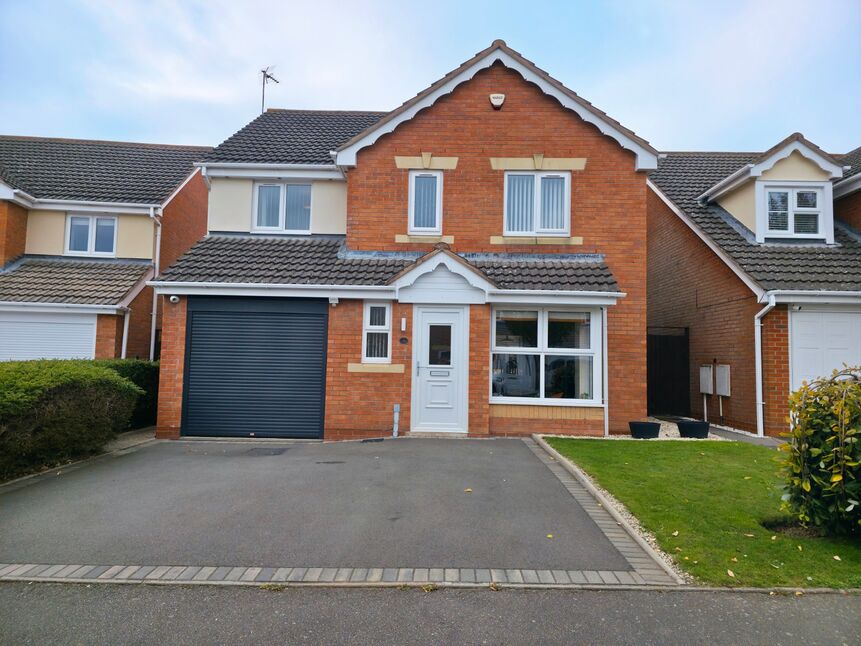 Main image of 4 bedroom Detached House for sale, Primrose Drive, Bedworth, Warwickshire, CV12