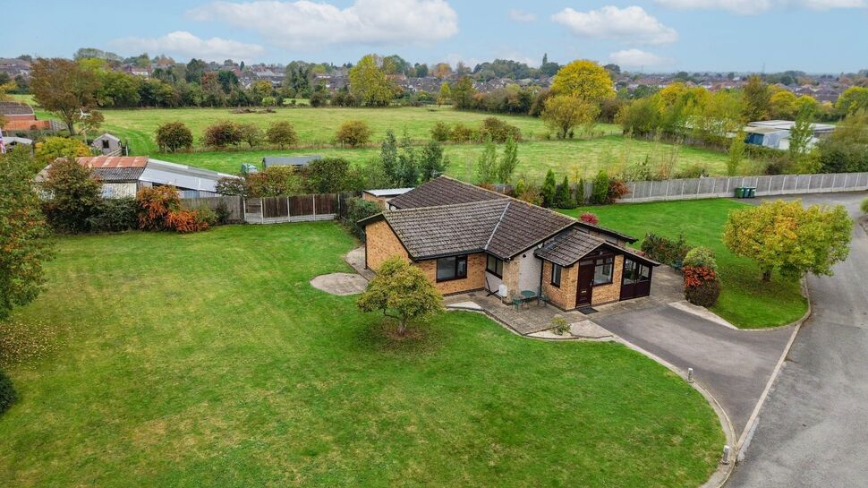 Main image of 2 bedroom Detached House for sale, Long Street, Bulkington, Warwickshire, CV12