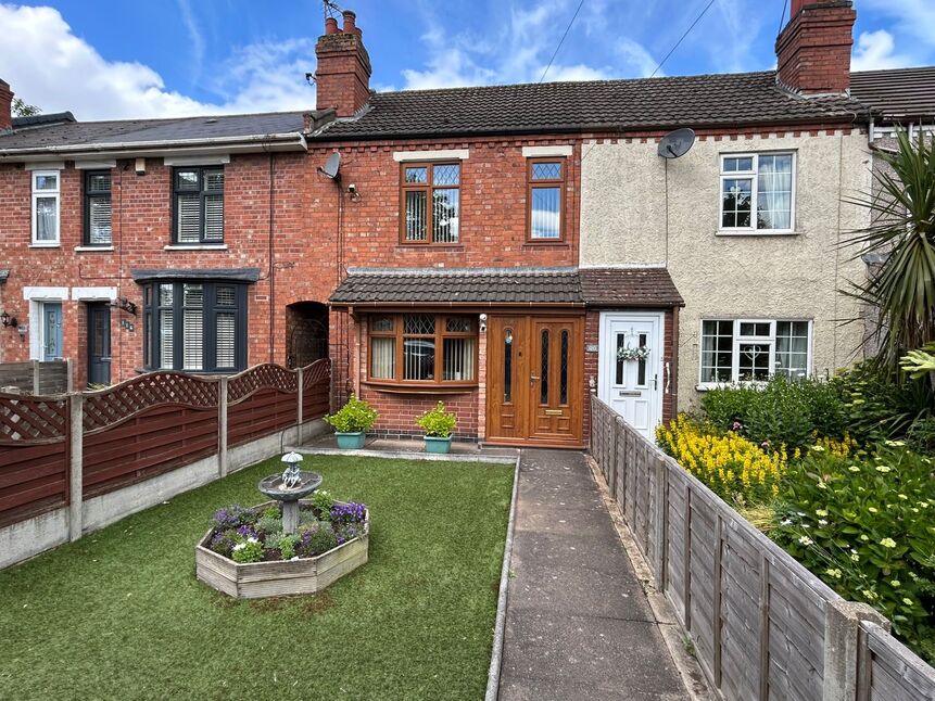 3 bedroom Mid Terrace House for sale
