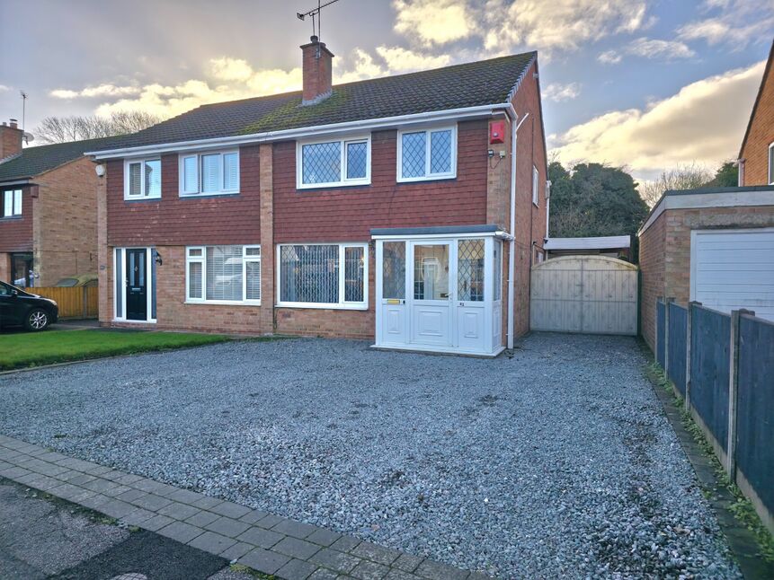 3 bedroom Semi Detached House for sale