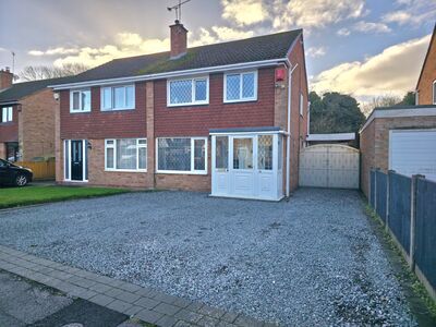 3 bedroom Semi Detached House for sale