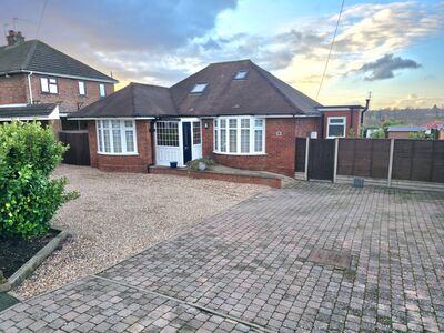 4 bedroom Detached Bungalow for sale
