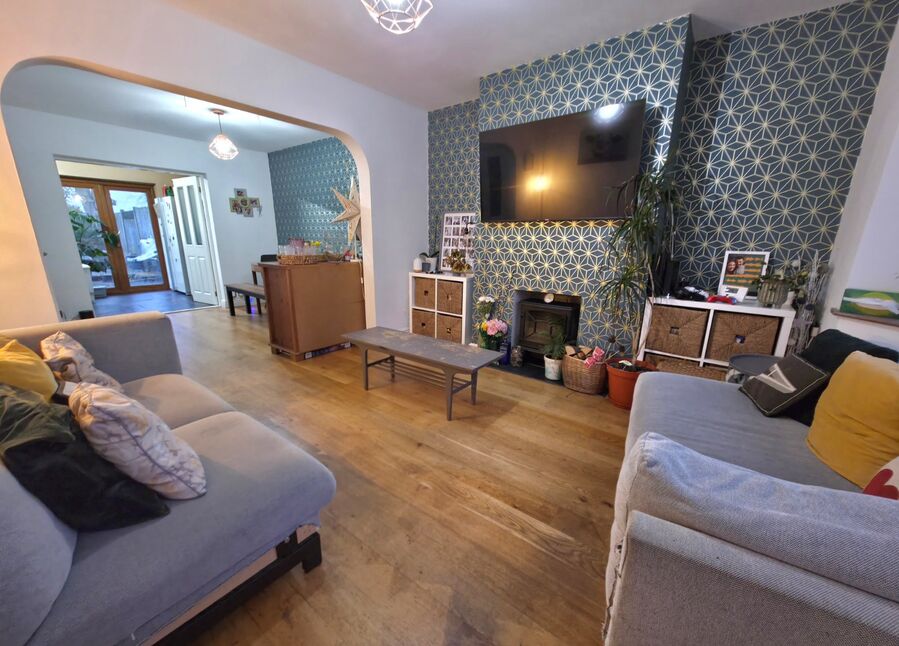 Lounge / Dining Room