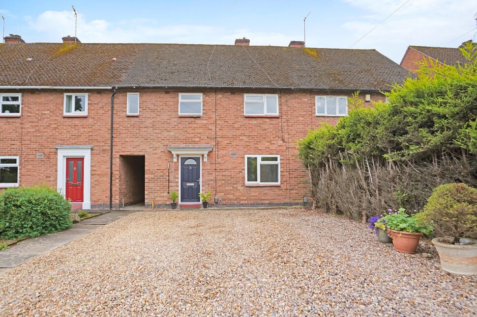 Main image of 3 bedroom Mid Terrace House for sale, Dudley Road, Kenilworth, Warwickshire, CV8