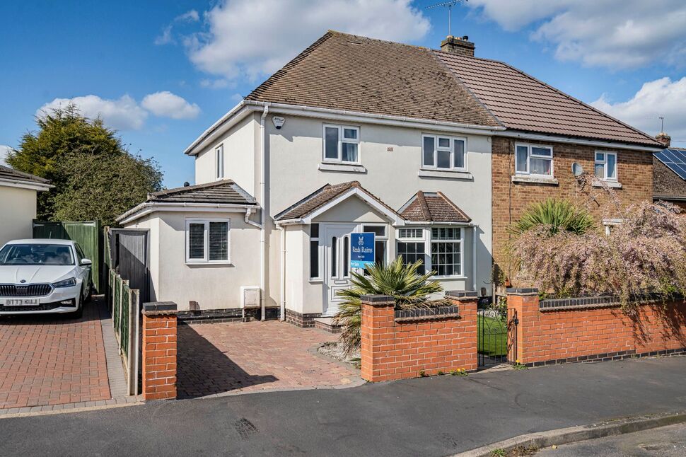 Main image of 4 bedroom Semi Detached House for sale, Beechwood Road, Bedworth, Warwickshire, CV12