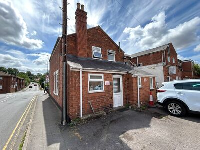 5 bedroom Semi Detached House for sale