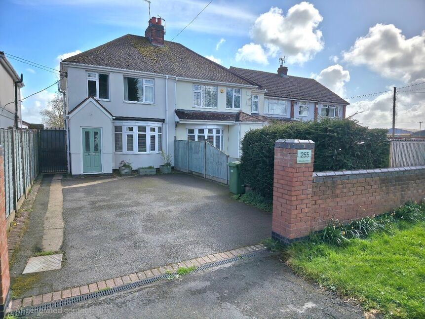 Main image of 3 bedroom Semi Detached House for sale, Nuneaton Road, Bulkington, Warwickshire, CV12