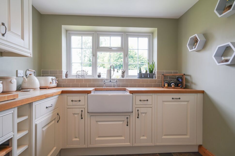 Kitchen / Breakfast Room