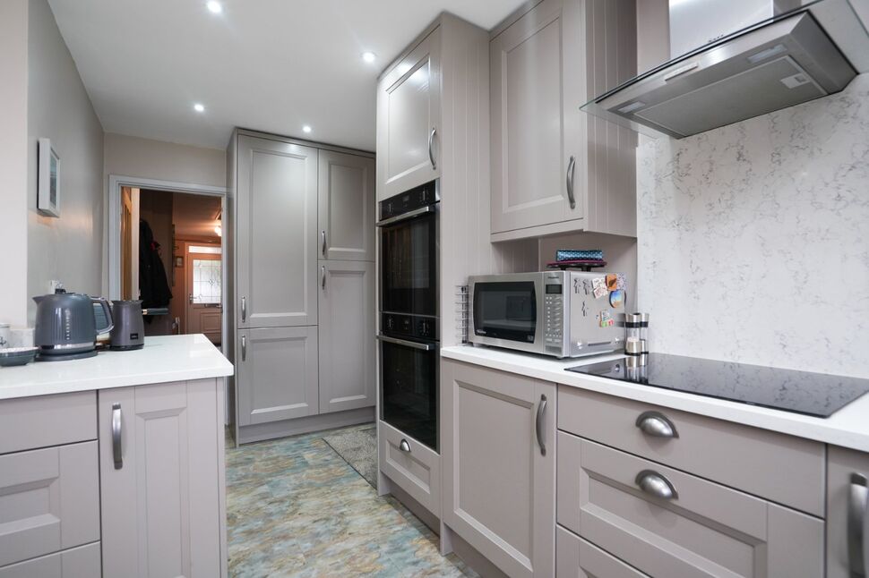 Kitchen / Breakfast Room