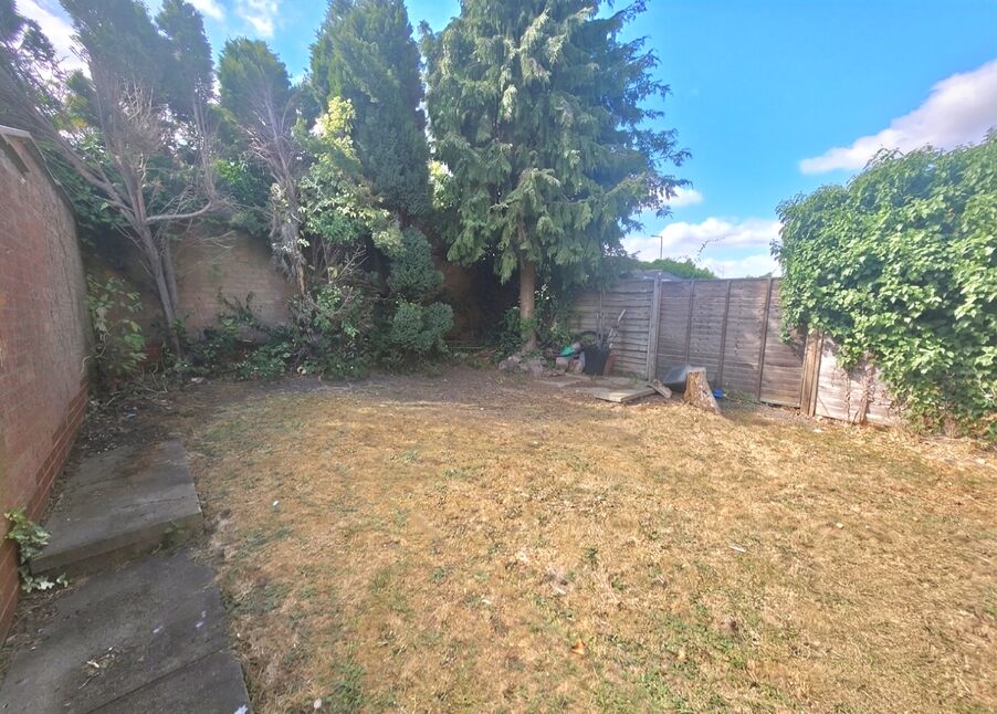 Shared Rear Garden
