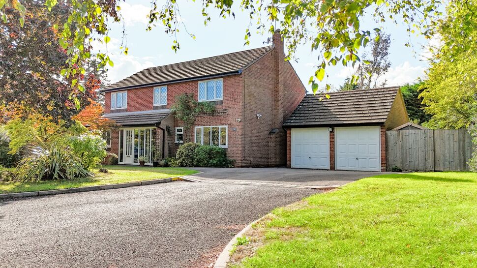Main image of 5 bedroom Detached House for sale, Mountbatten Avenue, Kenilworth, Warwickshire, CV8