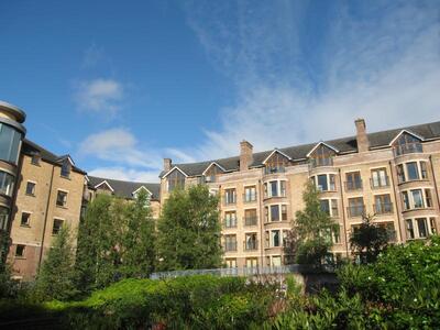 2 bedroom  Flat to rent