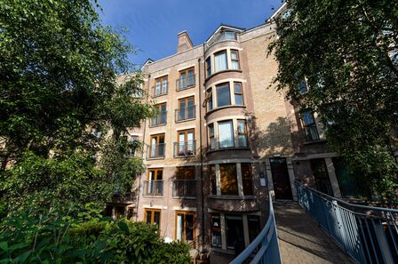 2 bedroom  Flat to rent