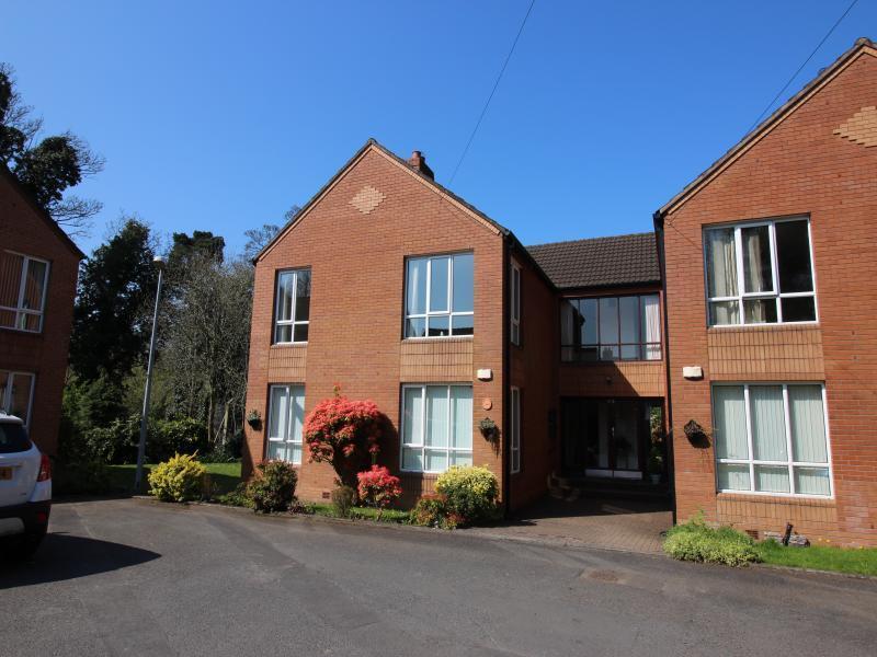 Main image of 2 bedroom  Flat to rent, Glenburn Court, Dunmurry, Belfast, BT17
