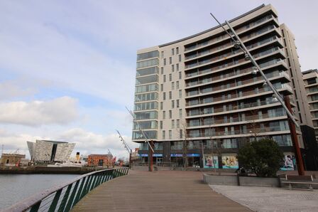 2 bedroom  Flat to rent