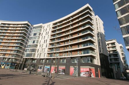 The Arc, 2 bedroom  Flat to rent, £1,250 pcm