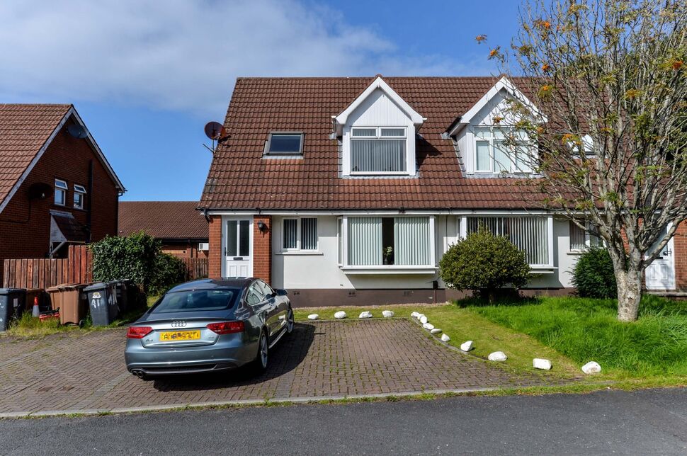 2 bedroom Mid Terrace House for sale, Omeath Street, Belfast, BT6 £