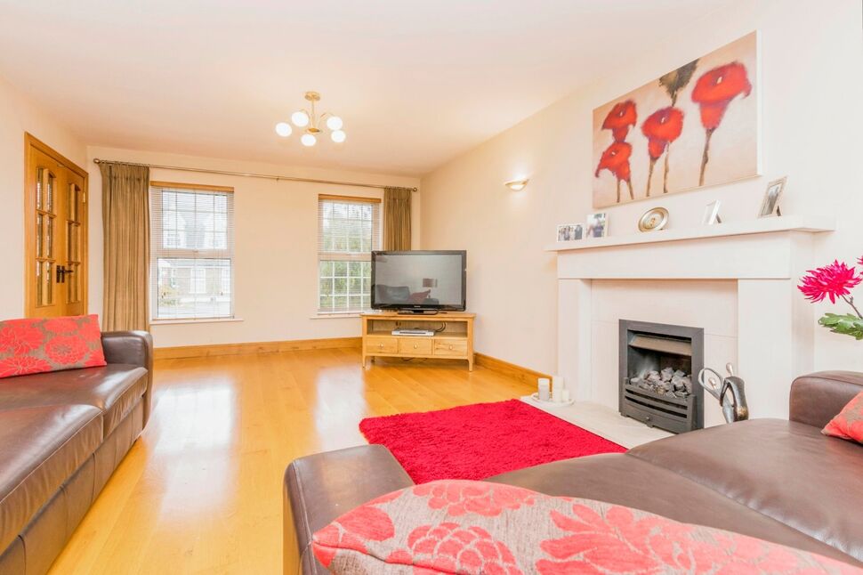 4 bedroom Detached House for sale, Baronscourt Road, Carryduff, BT8 £