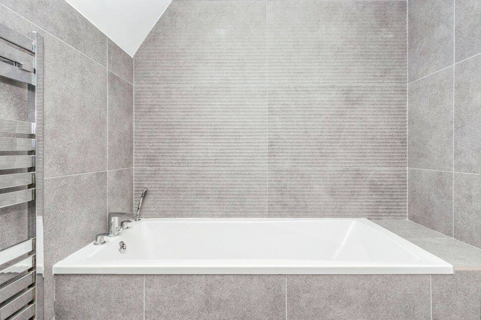 4 bedroom Detached House for sale, Baronscourt Road, Carryduff, BT8 £