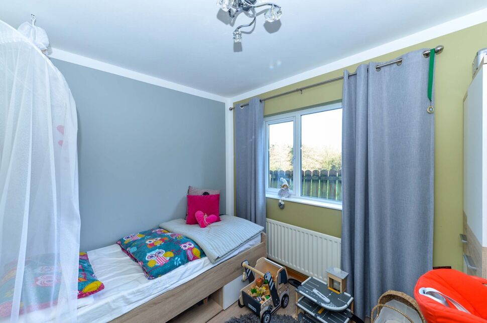 4 bedroom Detached Bungalow for sale, Ravenswood Park, Belfast, BT5 £