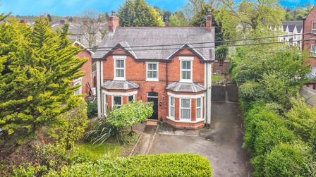 Kingsway, 4 bedroom Detached House for sale, £360,000