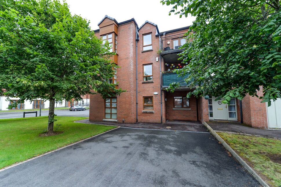 Main image of 2 bedroom  Flat to rent, Redwood Dale, Dunmurry, County Down, BT17
