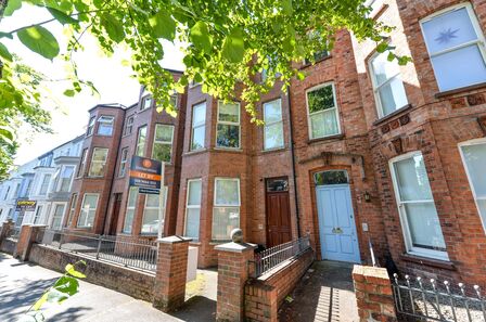 1 bedroom  Flat for sale