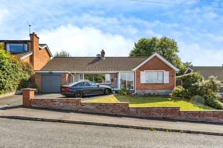 Brerton Crescent, 5 bedroom Detached Bungalow for sale, £374,950