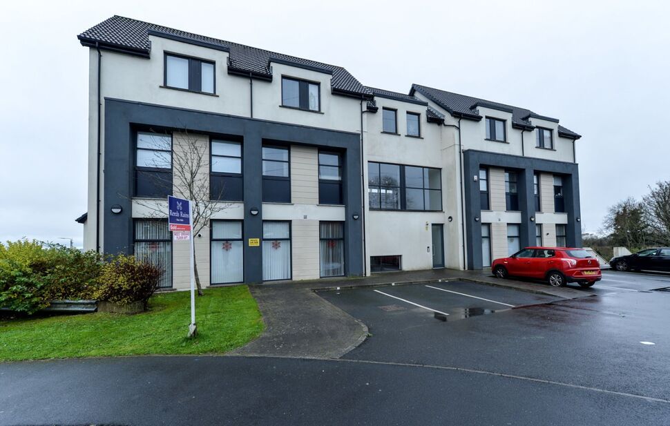 Main image of 2 bedroom  Flat to rent, Lagmore View Road, Dunmurry, Belfast, BT17