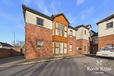 2 bedroom Flat to rent