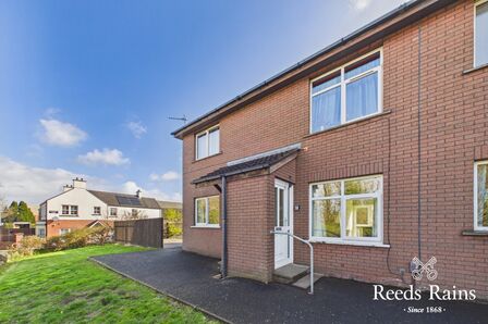 2 bedroom Flat to rent