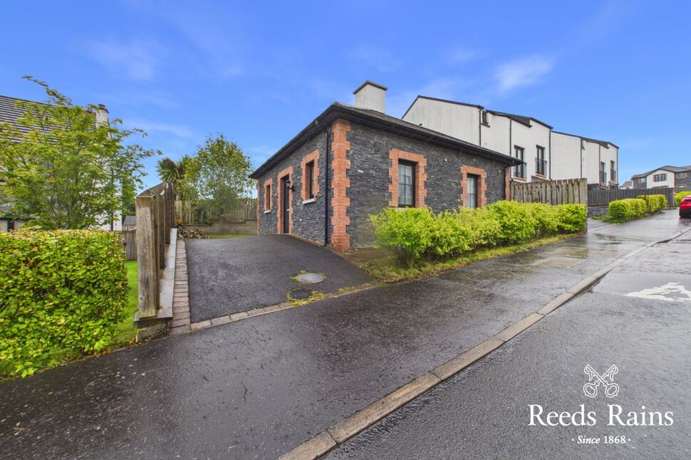 Main image of 2 bedroom Detached Bungalow to rent, Fort Manor, Dundonald, Belfast, BT16
