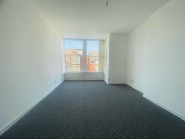 2 bedroom  Flat to rent