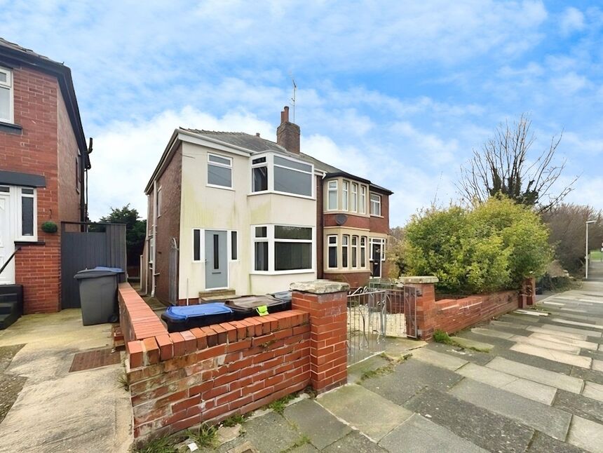 Main image of 3 bedroom Semi Detached House to rent, Weymouth Road, Blackpool, Lancashire, FY3