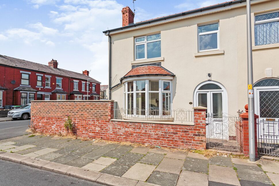 Main image of 3 bedroom End Terrace House to rent, Durley Road, Blackpool, Lancashire, FY1