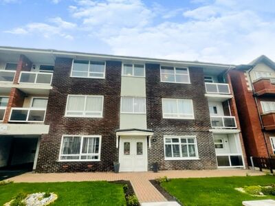 2 bedroom  Flat to rent
